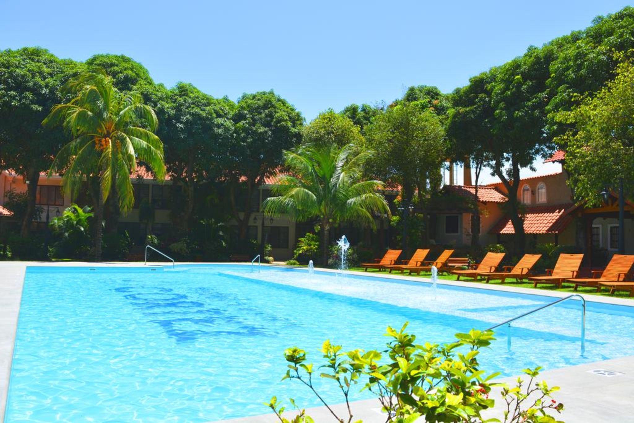 Hotel Cortez Santa Cruz de La Sierra Zewnętrze zdjęcie