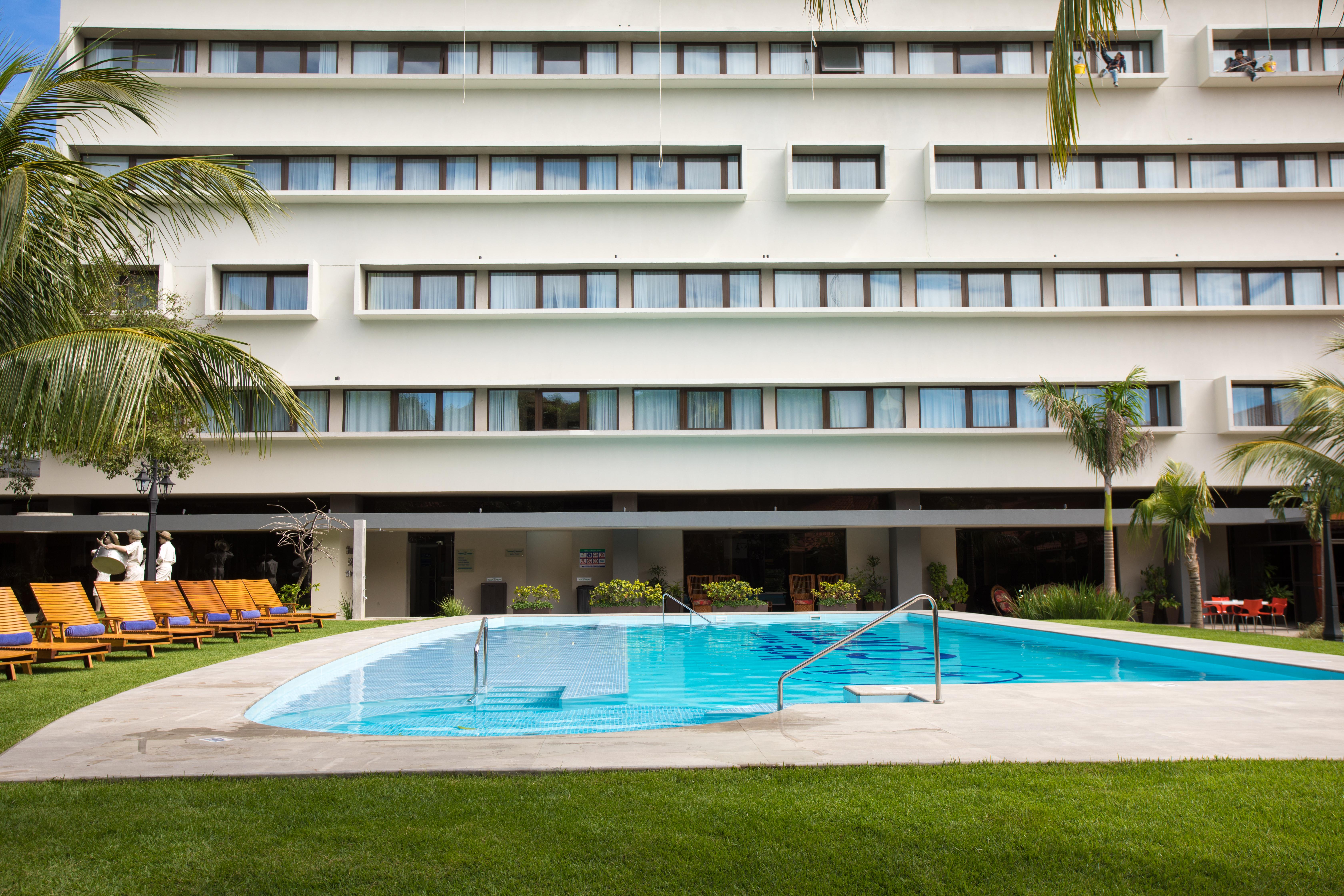 Hotel Cortez Santa Cruz de La Sierra Zewnętrze zdjęcie
