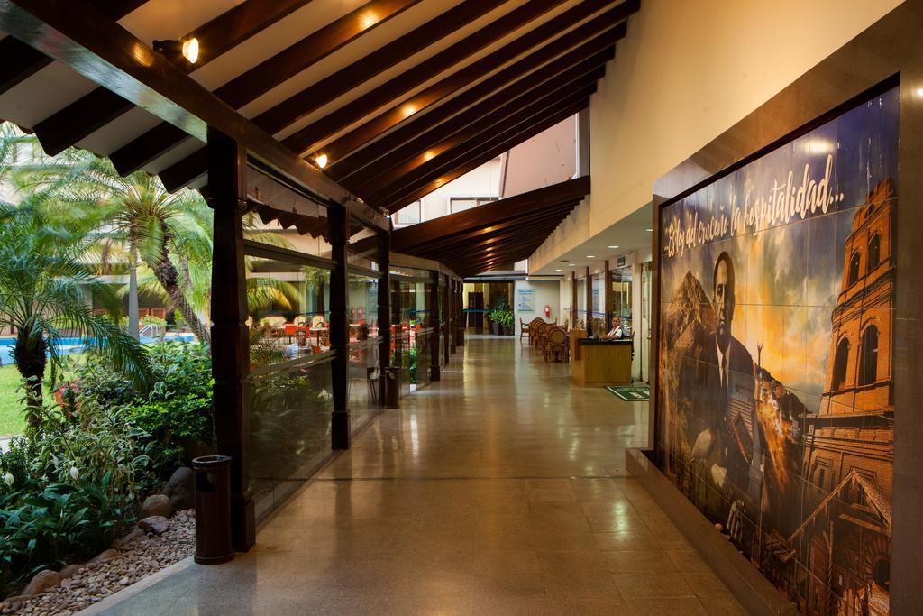 Hotel Cortez Santa Cruz de La Sierra Zewnętrze zdjęcie
