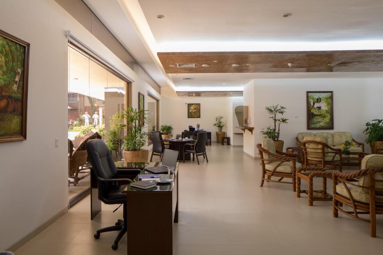 Hotel Cortez Santa Cruz de La Sierra Zewnętrze zdjęcie